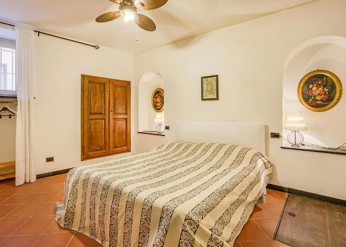 Semesterbostad Awesome In With Kitchen